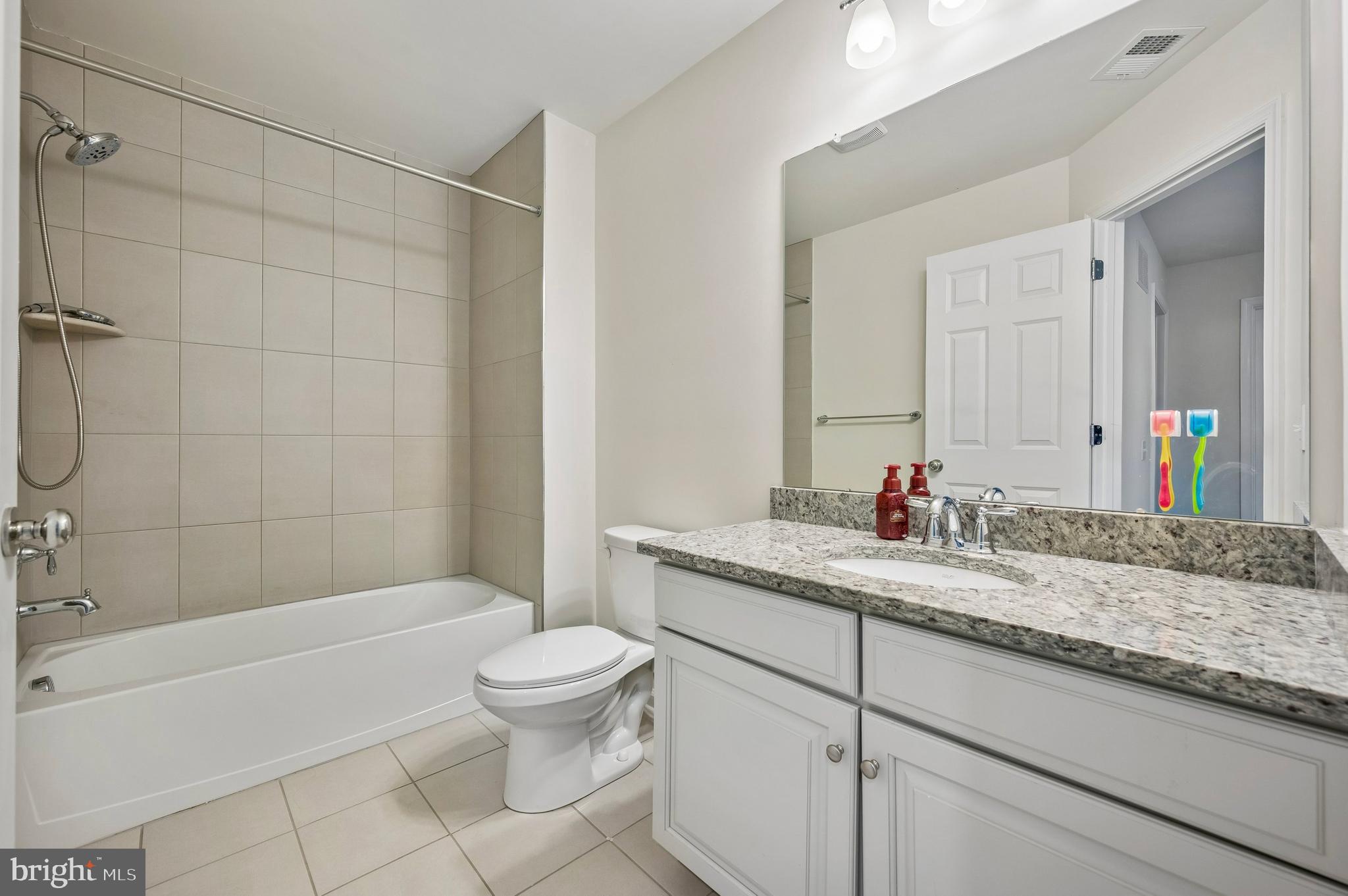 GWYNEDD PARK - Residential