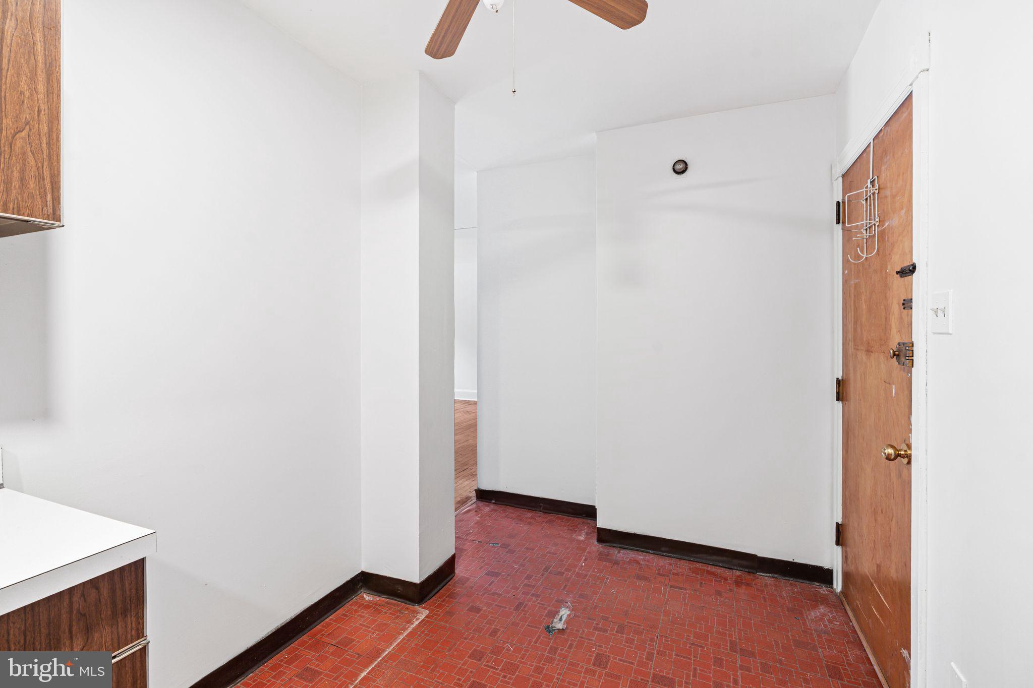 WASHINGTON SQ WEST - Residential