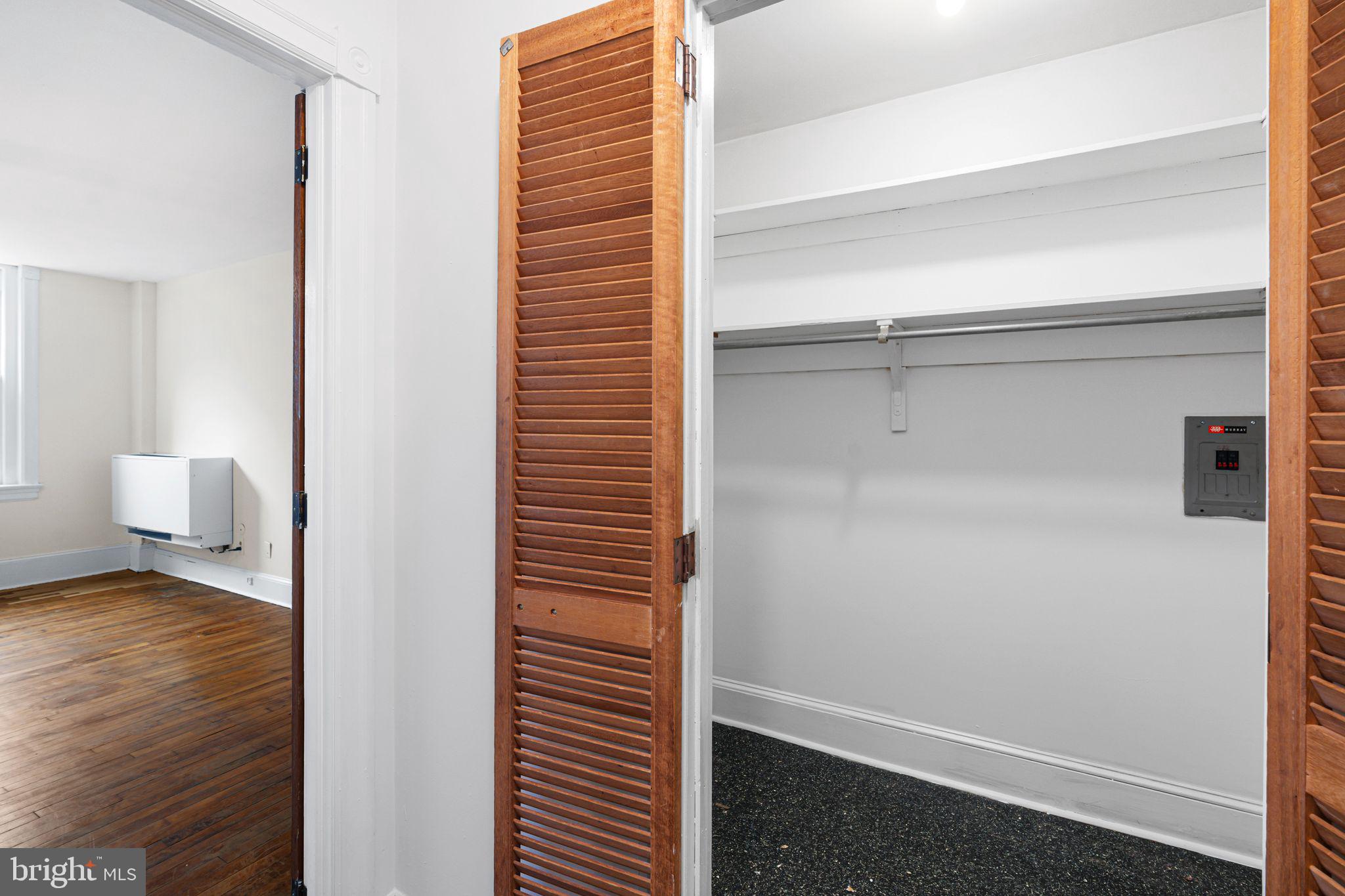 WASHINGTON SQ WEST - Residential