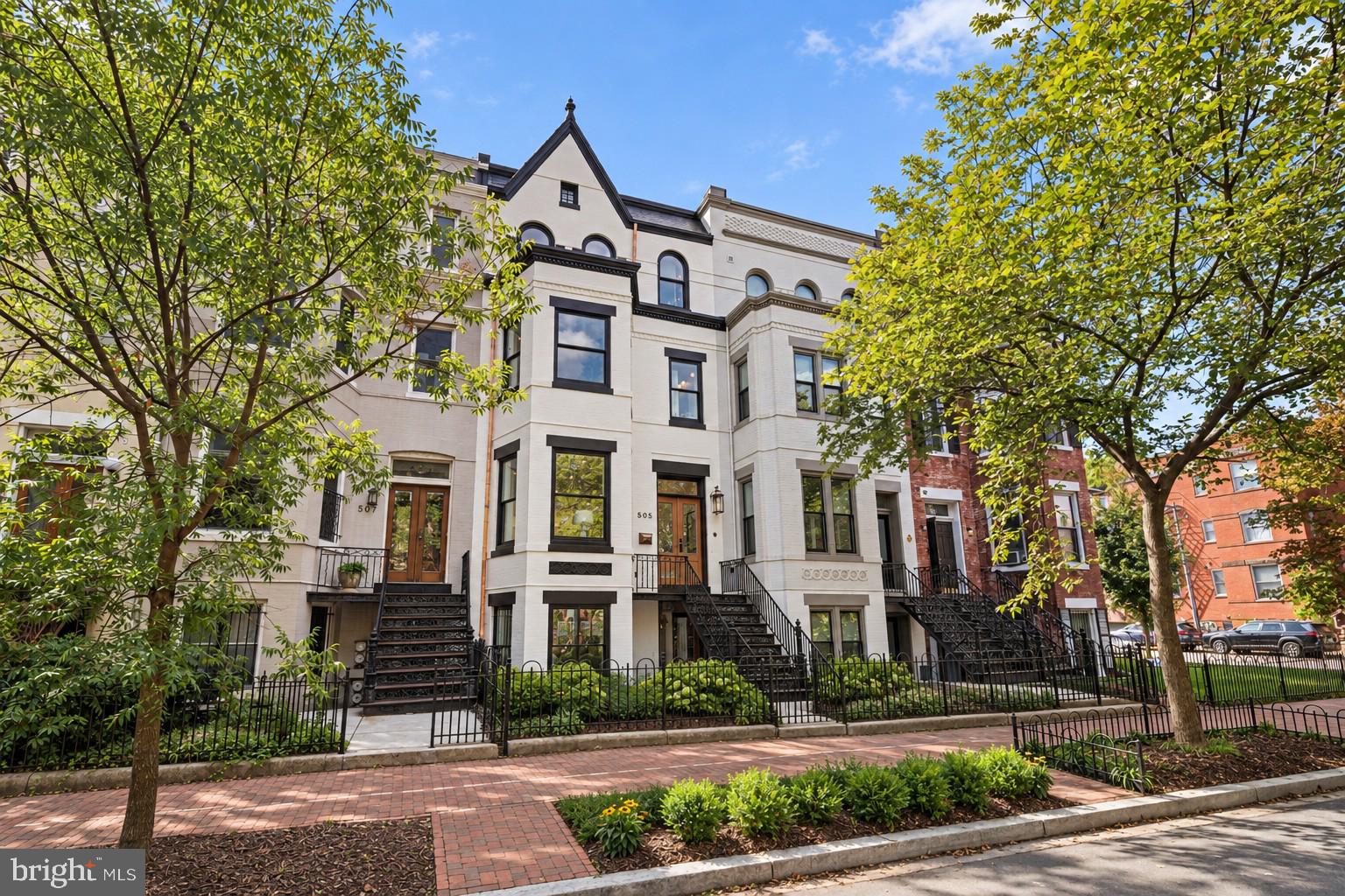 505 CONSTITUTION AVENUE NE