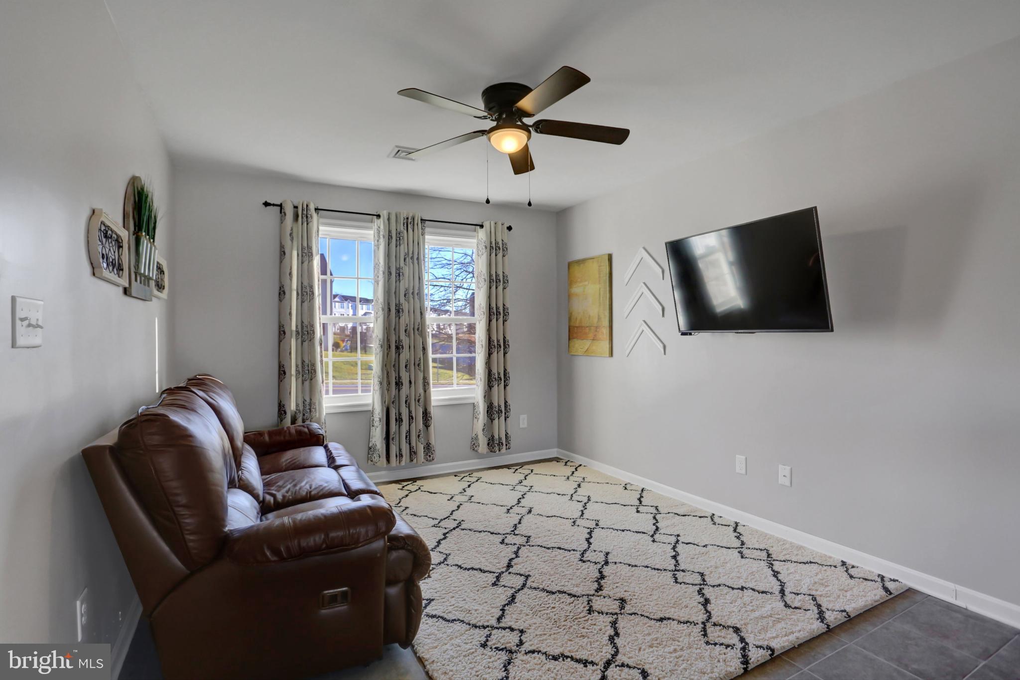 ANTIETAM COMMONS - Residential