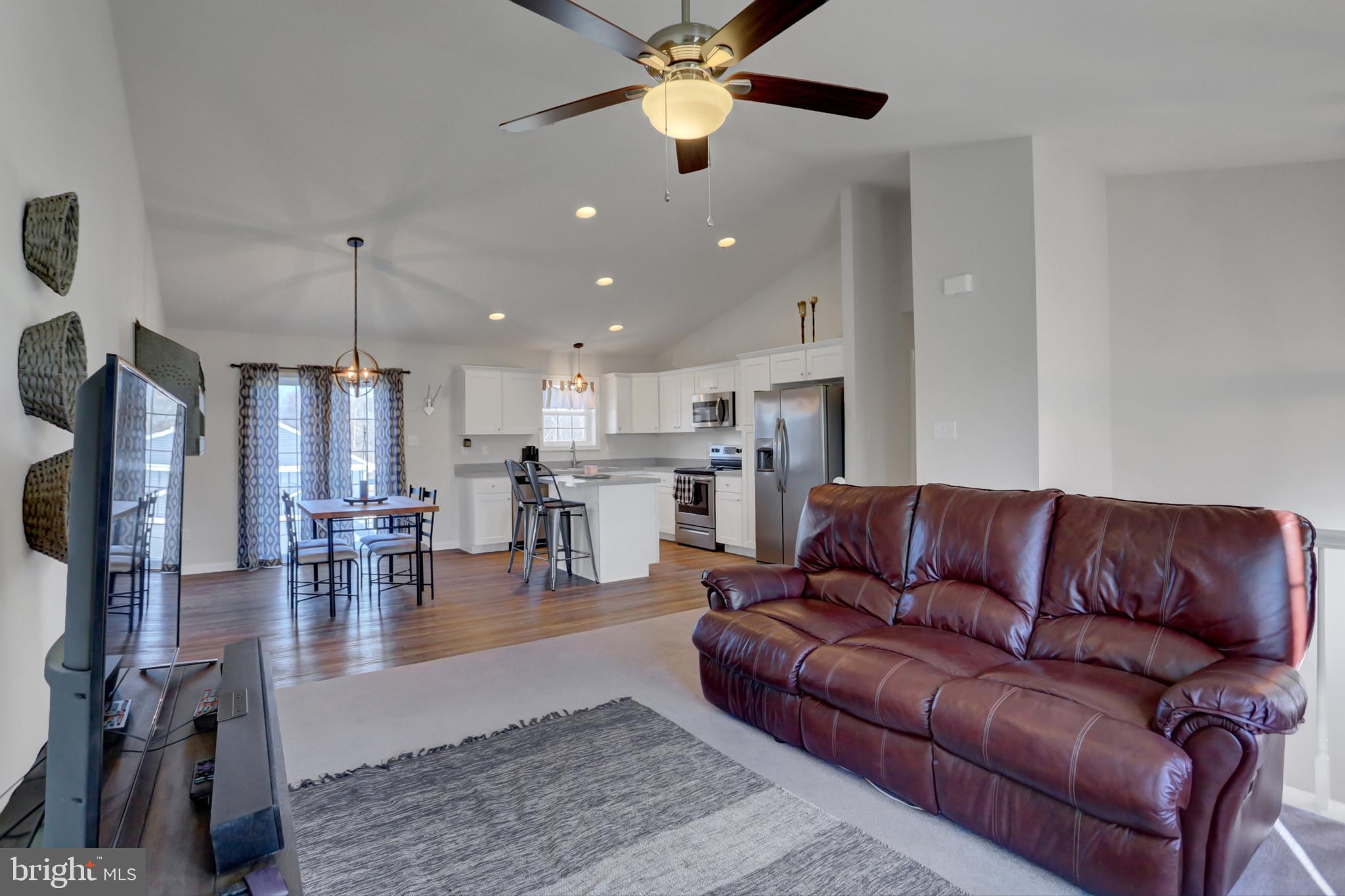 ANTIETAM COMMONS - Residential