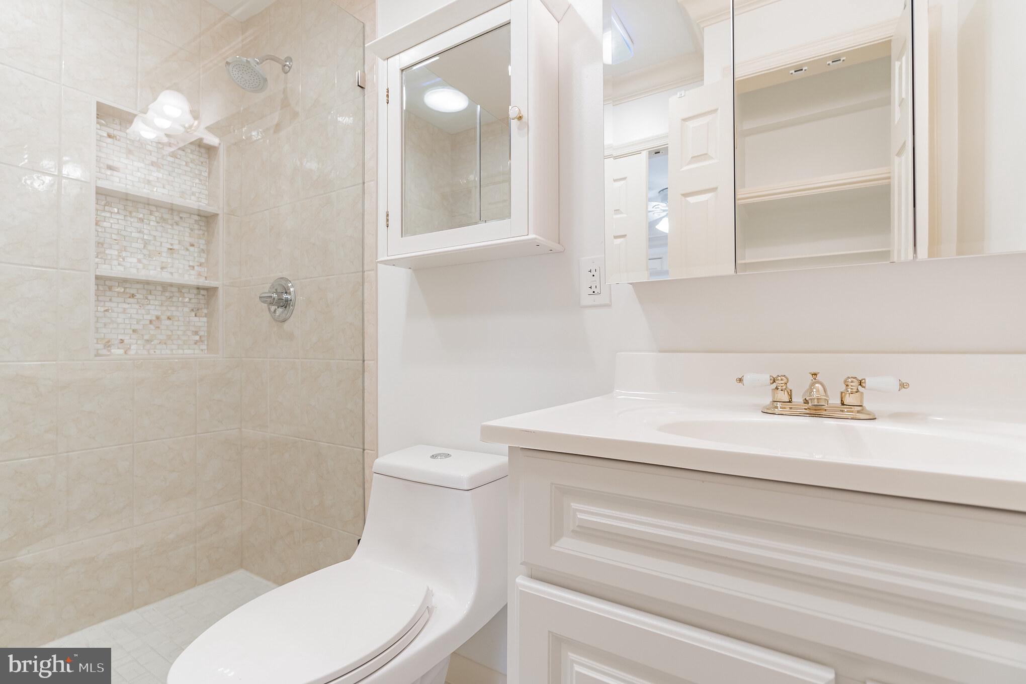 CHERRYDALE - Residential Lease