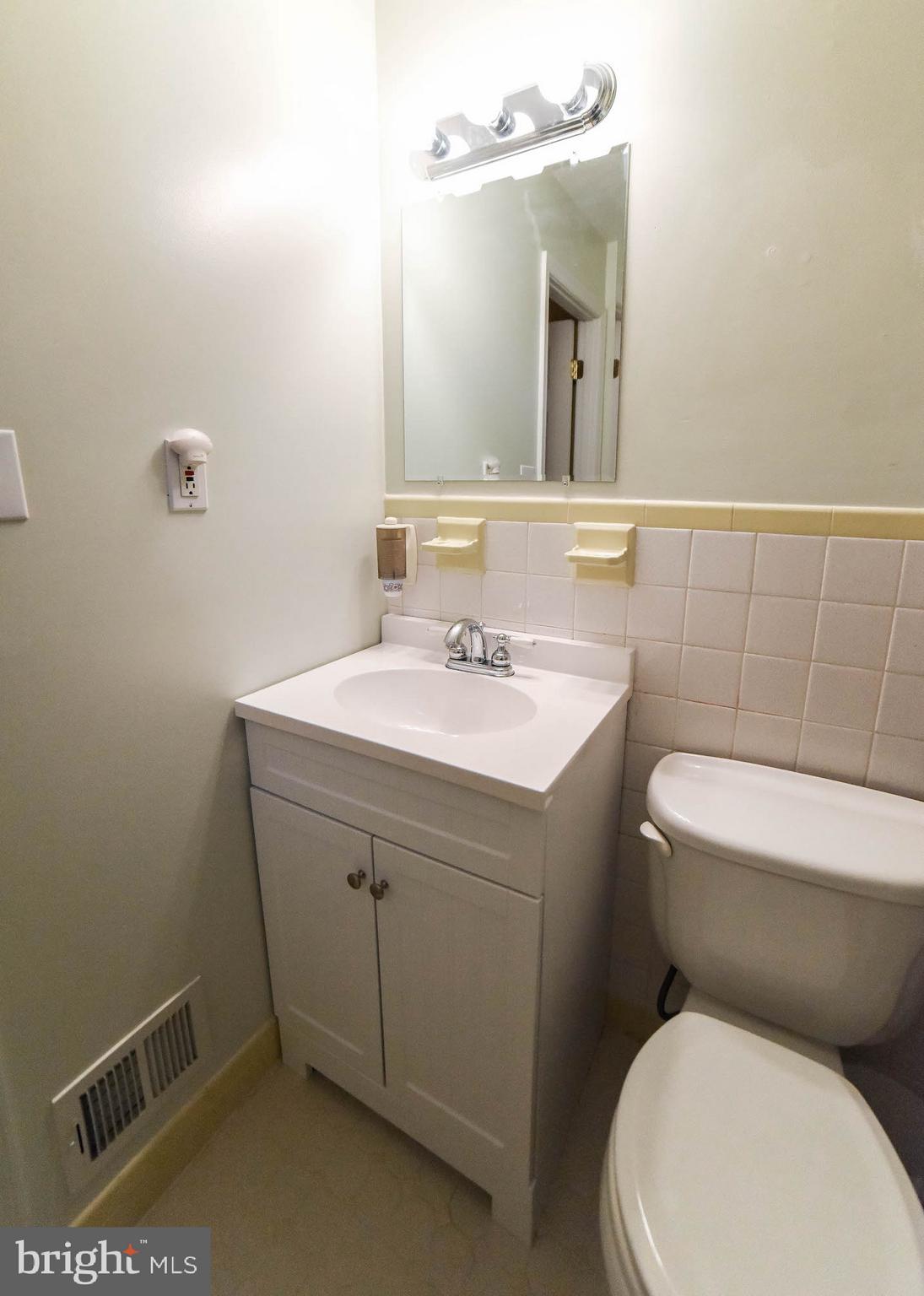 COUNTRY CLUB SOUTH - Residential