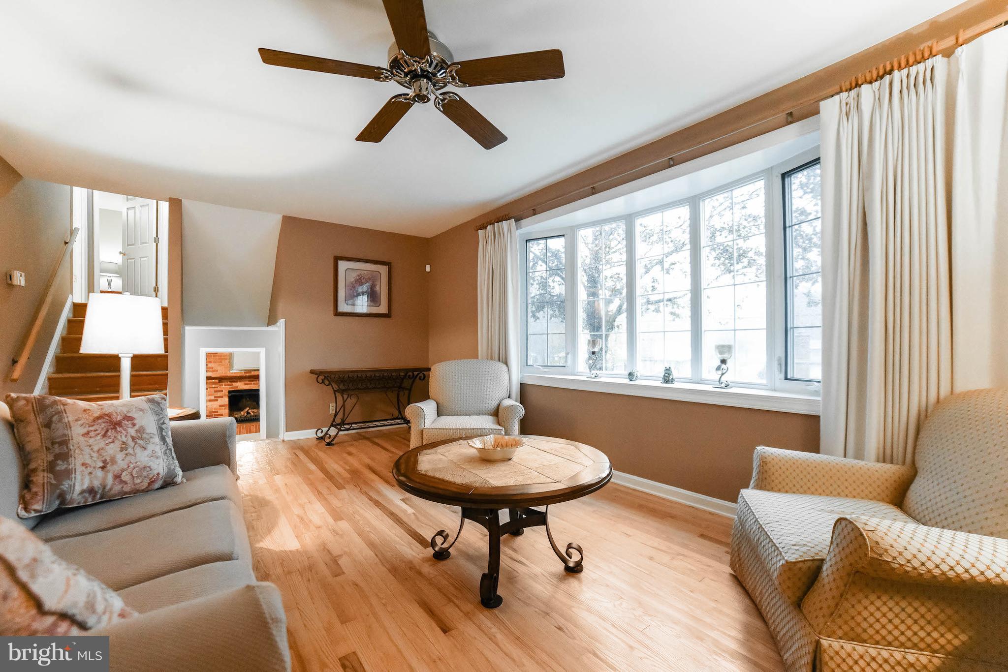 COUNTRY CLUB SOUTH - Residential