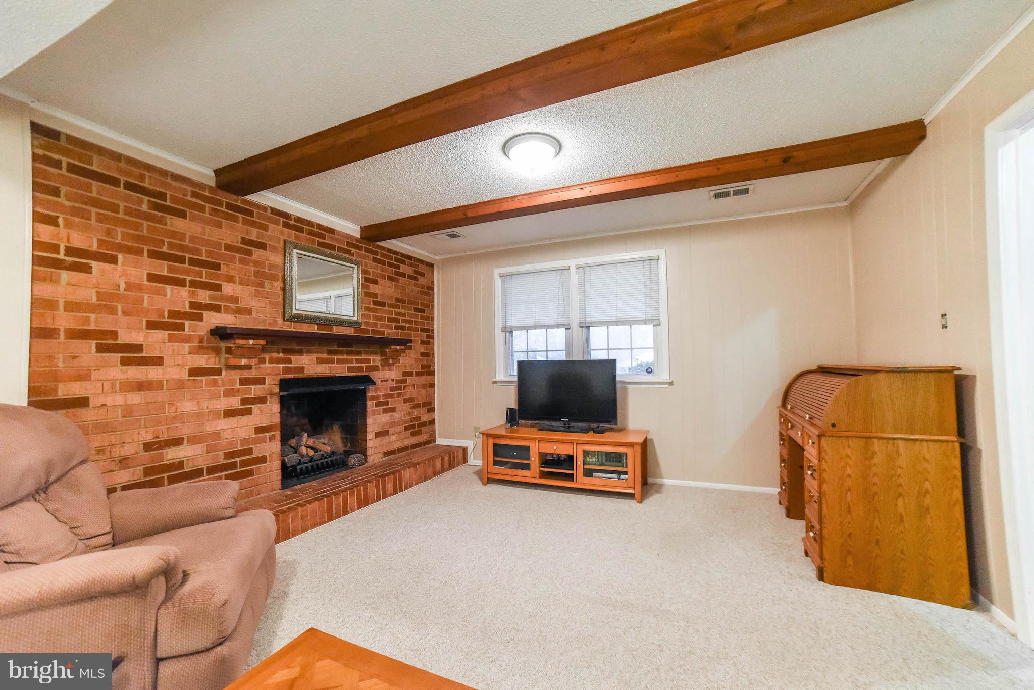 COUNTRY CLUB SOUTH - Residential