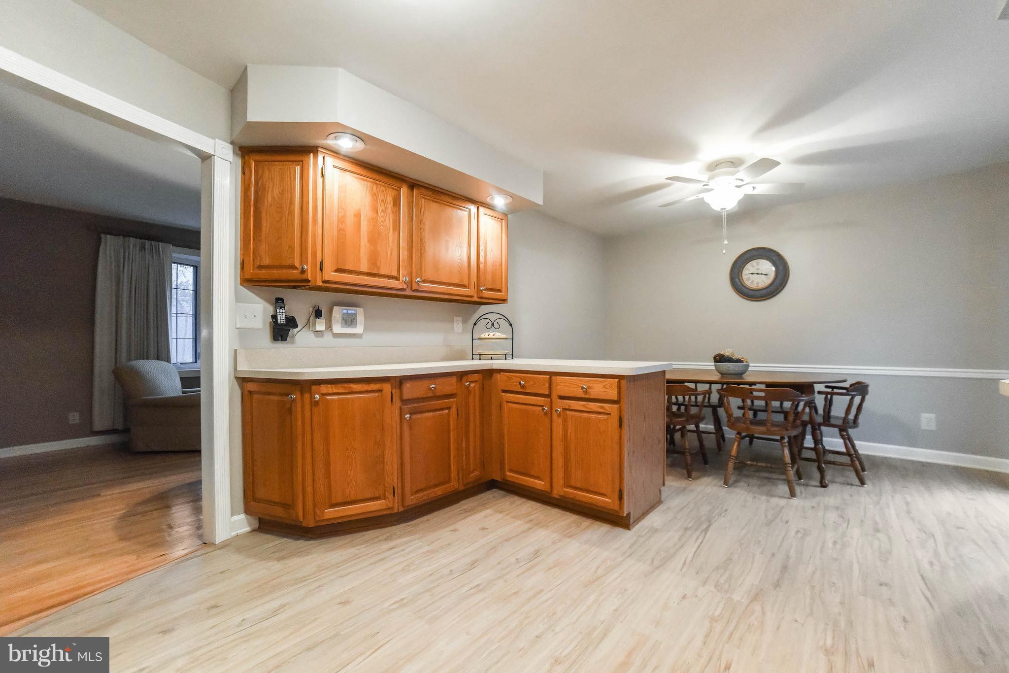 COUNTRY CLUB SOUTH - Residential