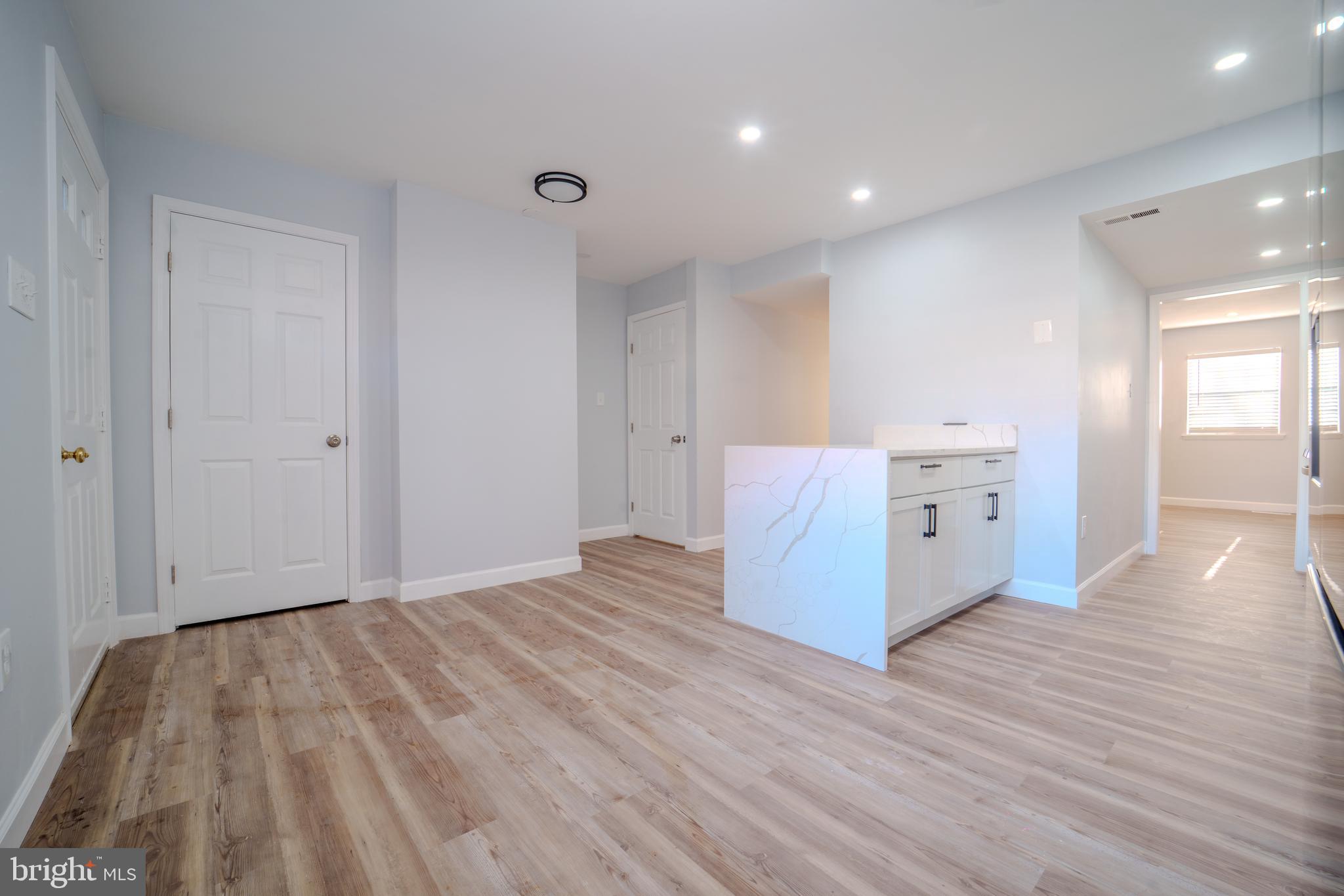 DALE CITY - Residential