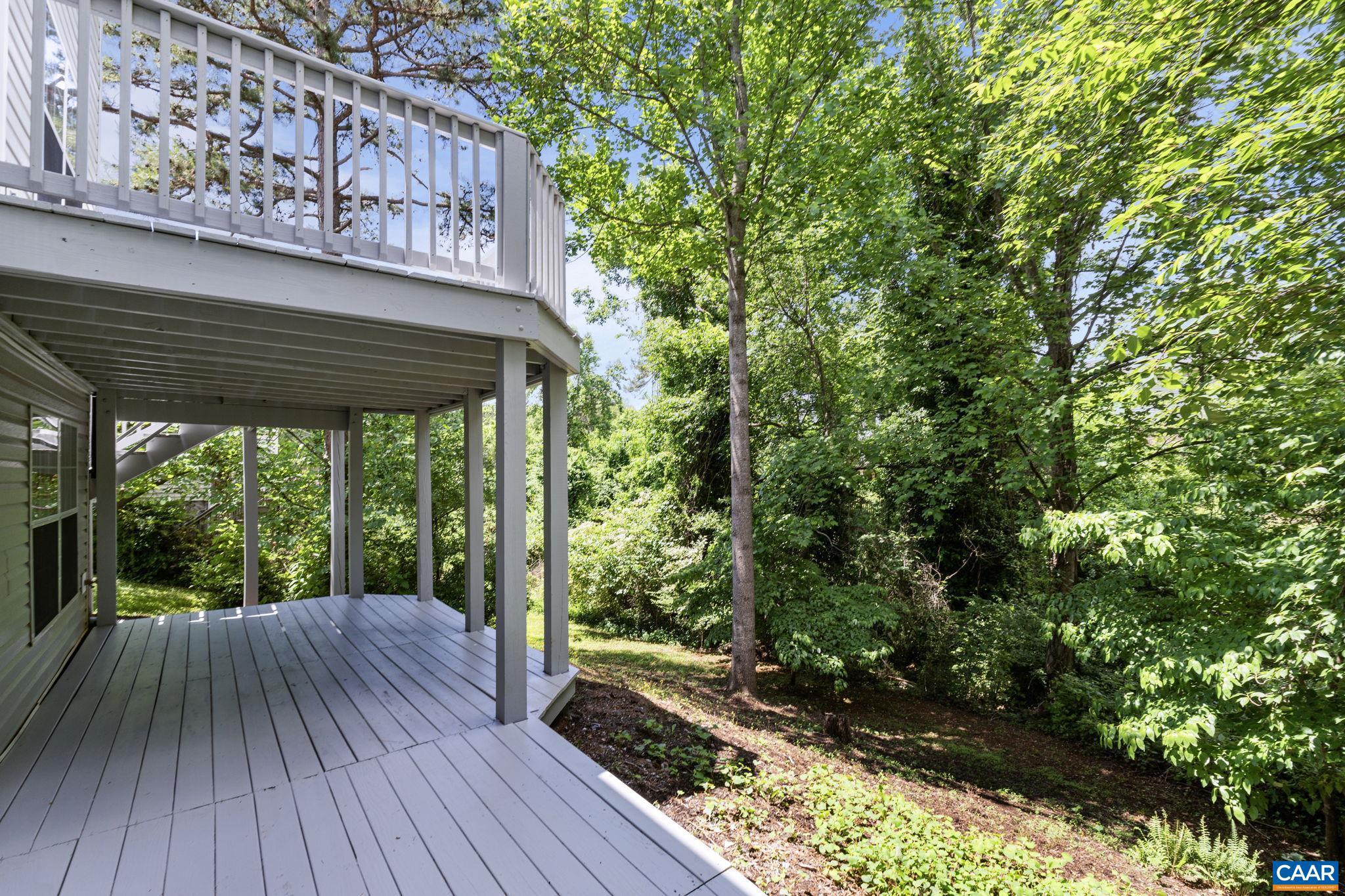 LAKE REYNOVIA - Residential