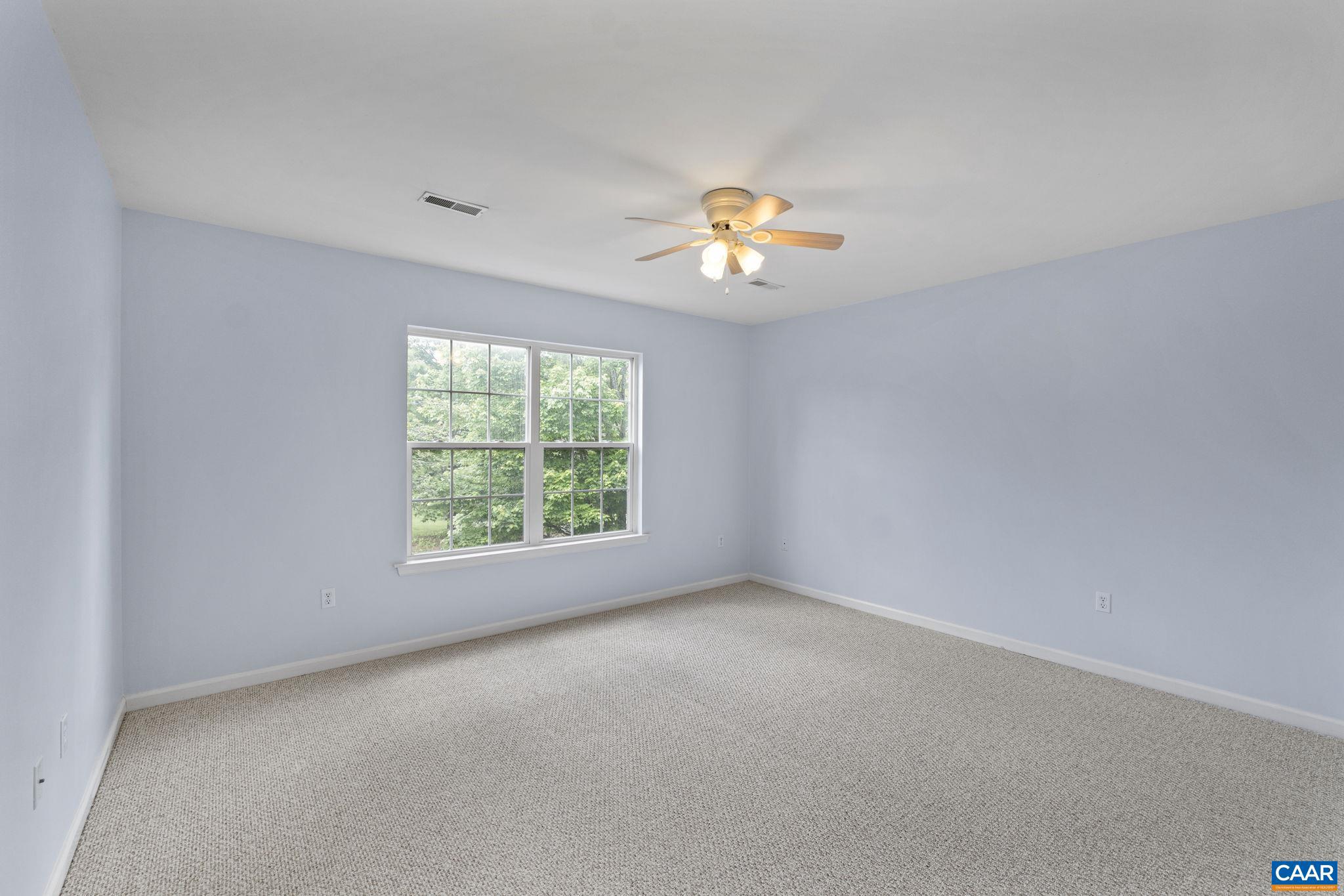 LAKE REYNOVIA - Residential