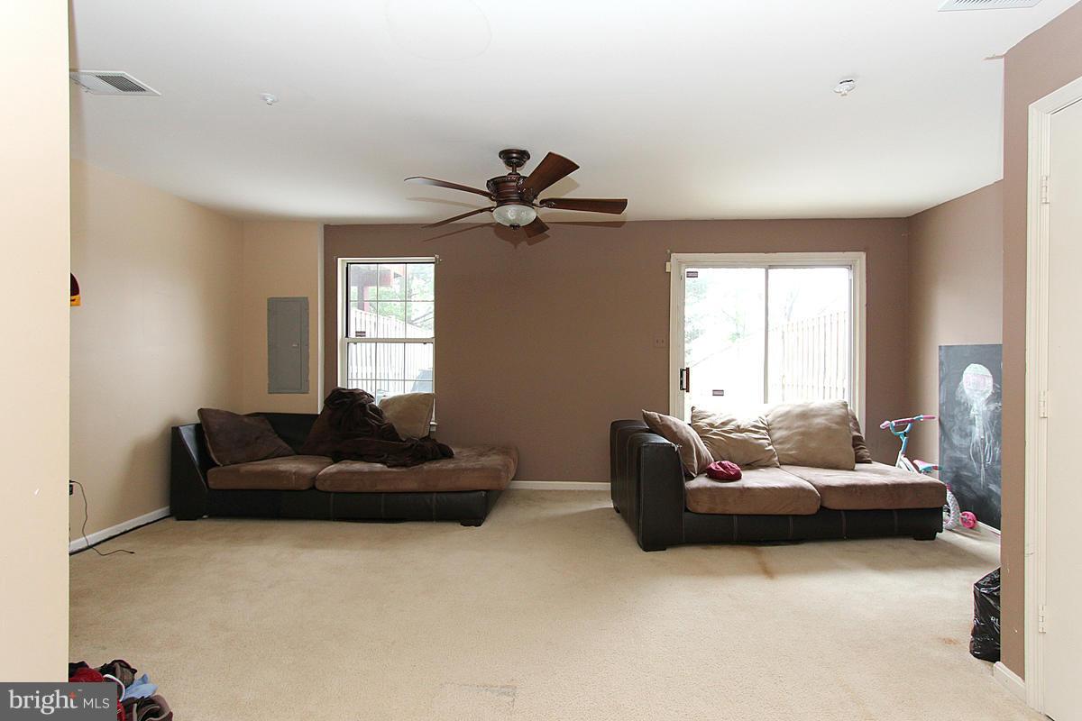 OAK HILL TOWNES PLAT 2 - Residential