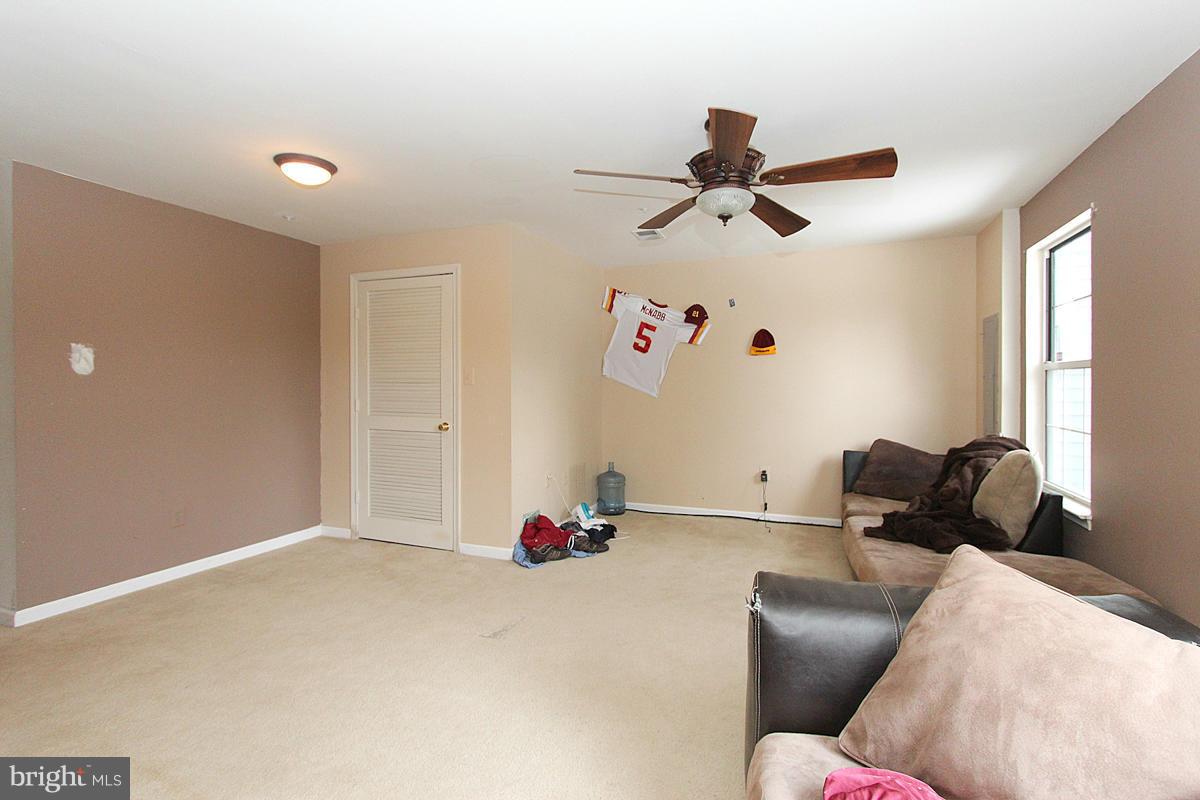 OAK HILL TOWNES PLAT 2 - Residential