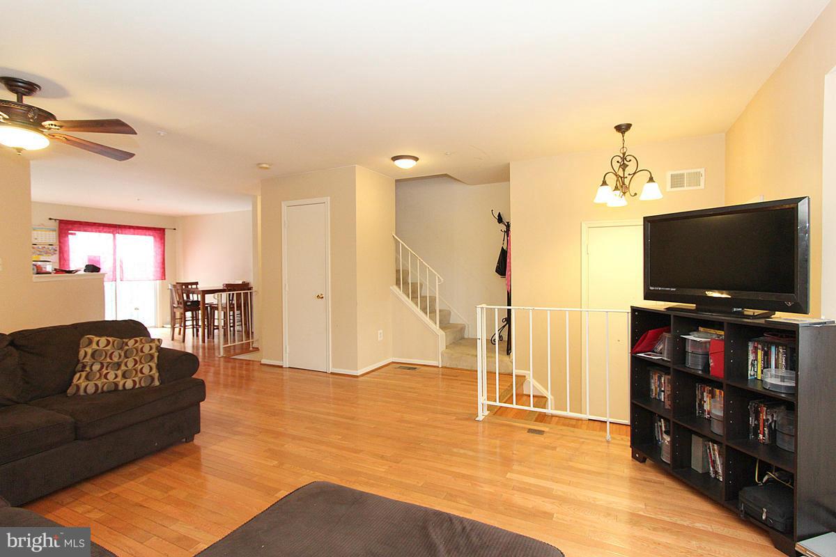 OAK HILL TOWNES PLAT 2 - Residential