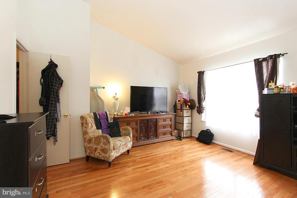 OAK HILL TOWNES PLAT 2 - Residential