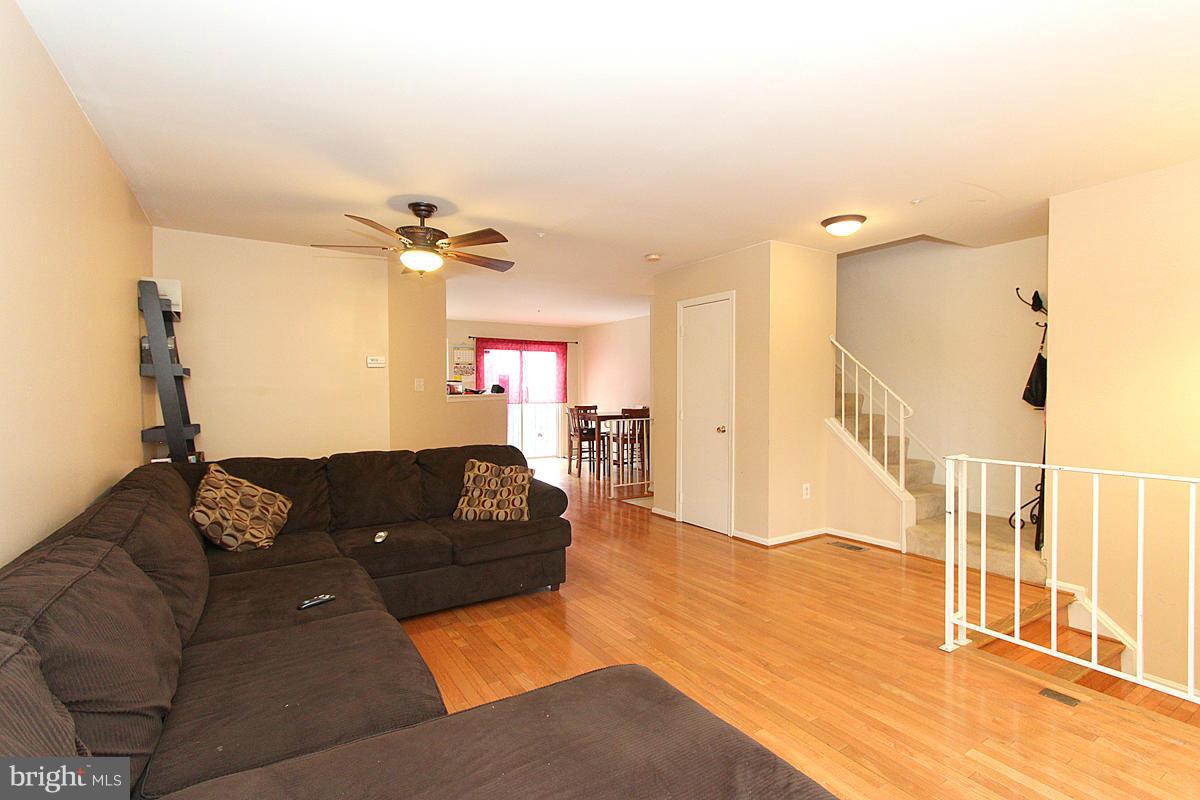 OAK HILL TOWNES PLAT 2 - Residential