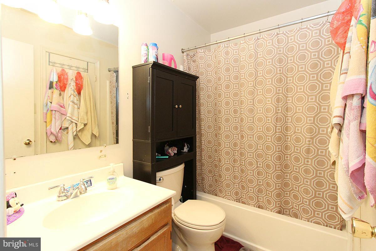 OAK HILL TOWNES PLAT 2 - Residential