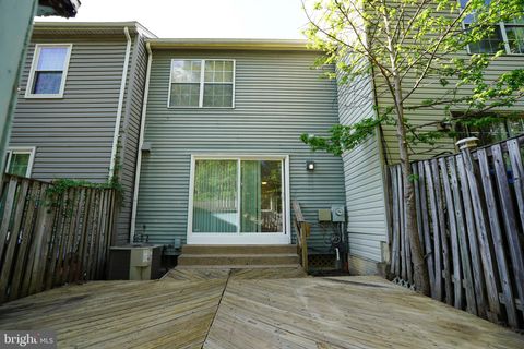 Tiny photo for 14717 Basingstoke Loop, CENTREVILLE, VA 20120 (MLS # VAFX2305846)