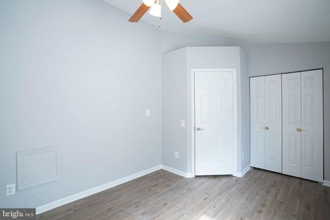 Tiny photo for 14717 Basingstoke Loop, CENTREVILLE, VA 20120 (MLS # VAFX2305846)