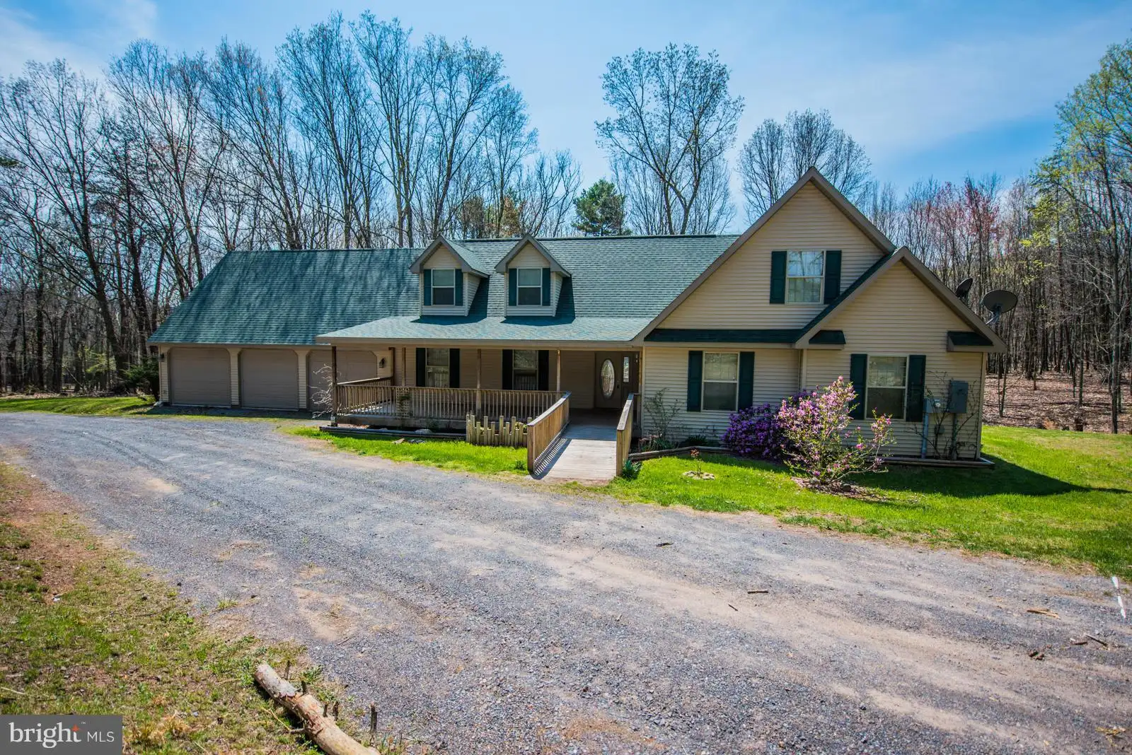 132 Candlewood Lane, Great Cacapon, WV 25422