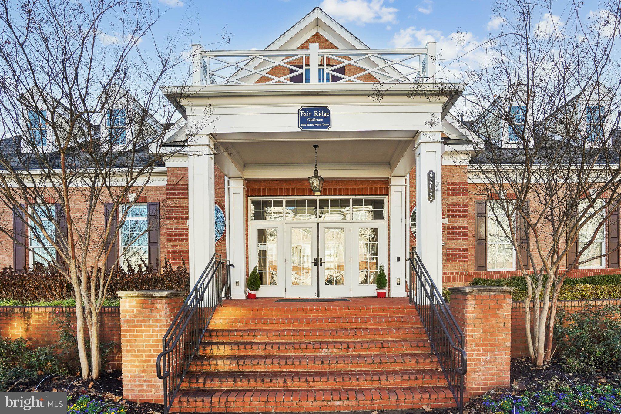 RIDGES AT LOUDOUN VALLEY - Residential Lease