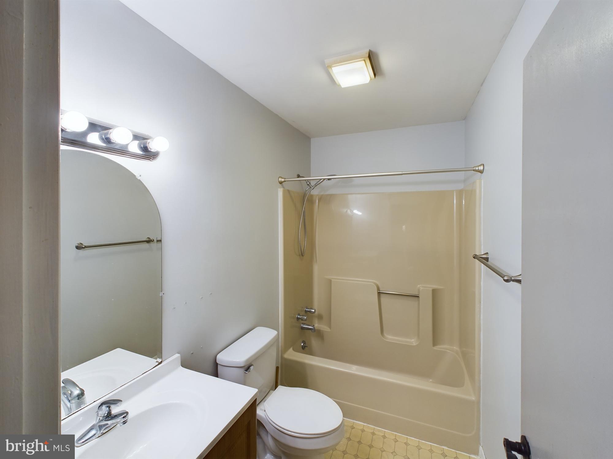 POTOMAC HEIGHTS - Residential Lease