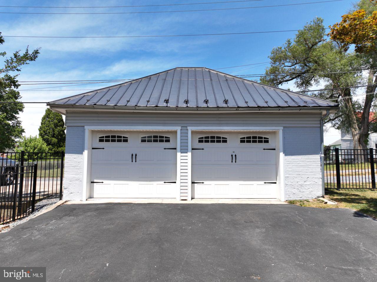 MARTINSBURG - Residential