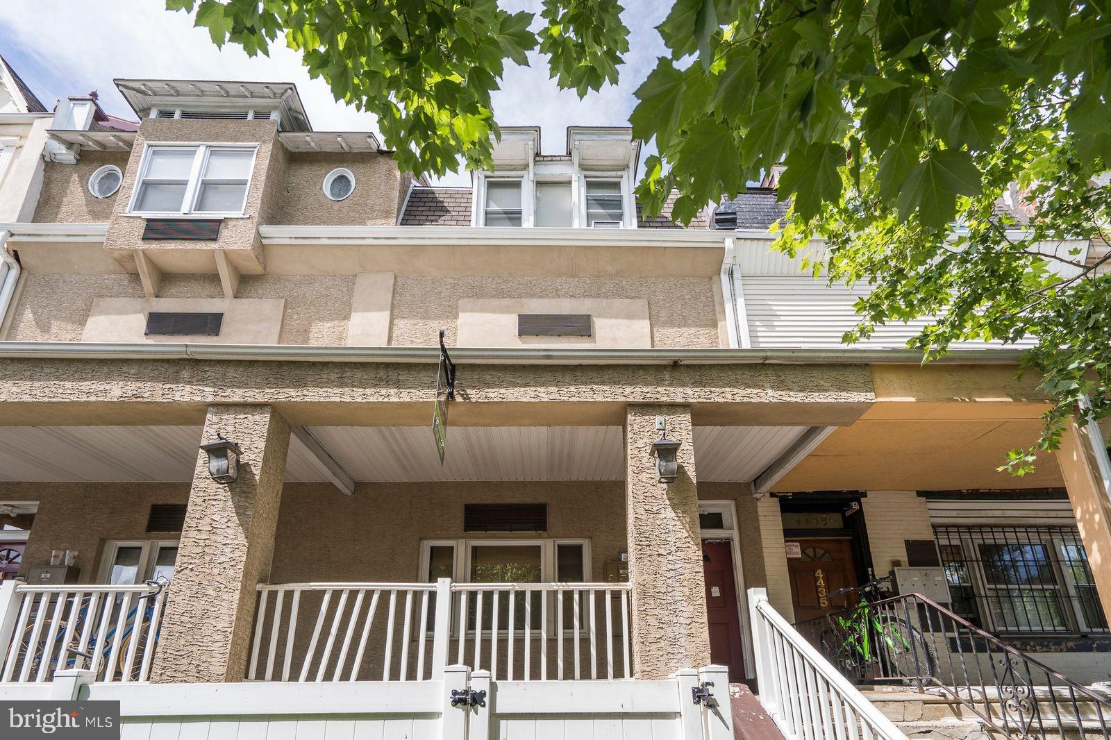 UNIVERSITY CITY - Residential Lease