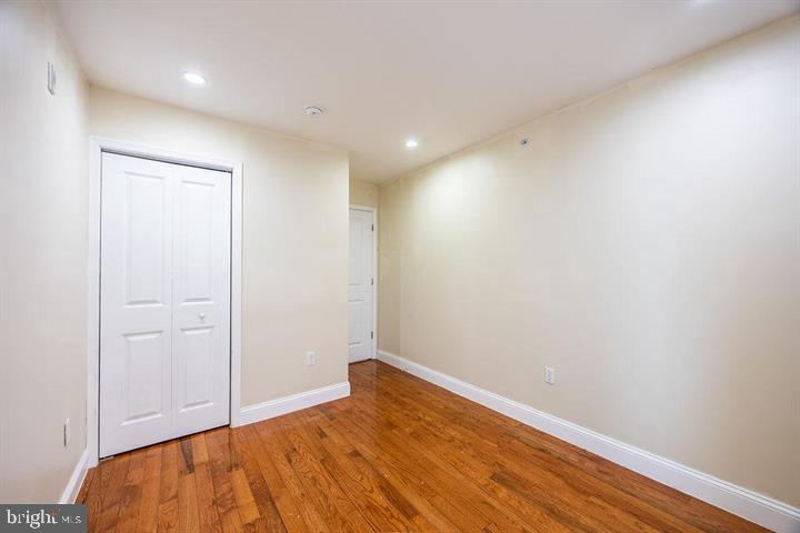 WALNUT HILL - Residential Lease