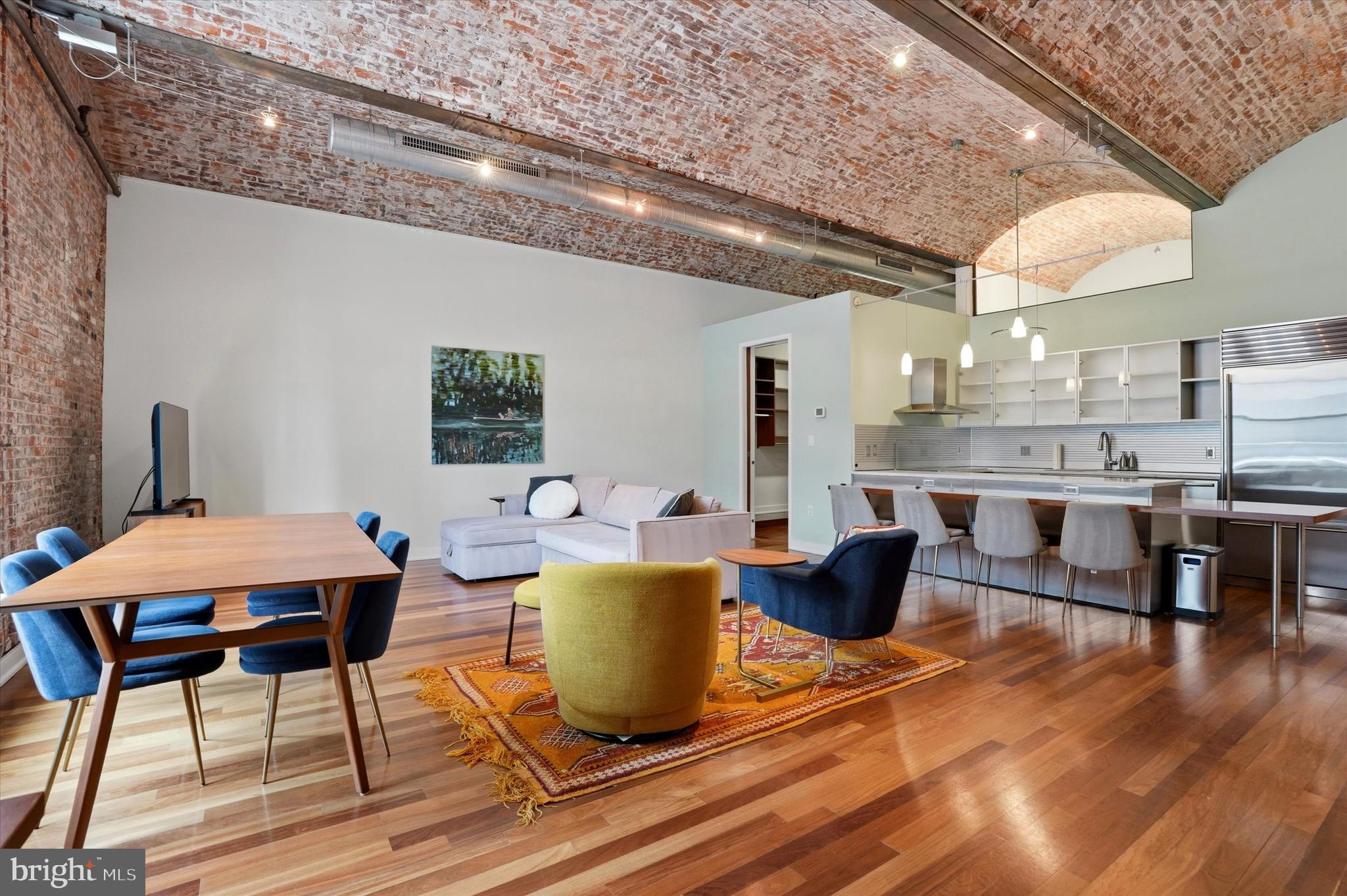 WASHINGTON SQ WEST - Residential