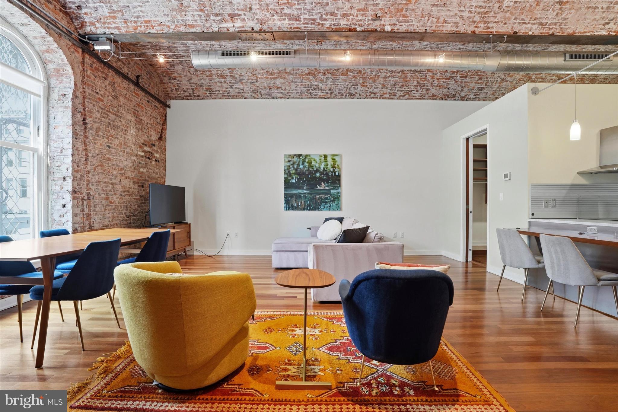 WASHINGTON SQ WEST - Residential