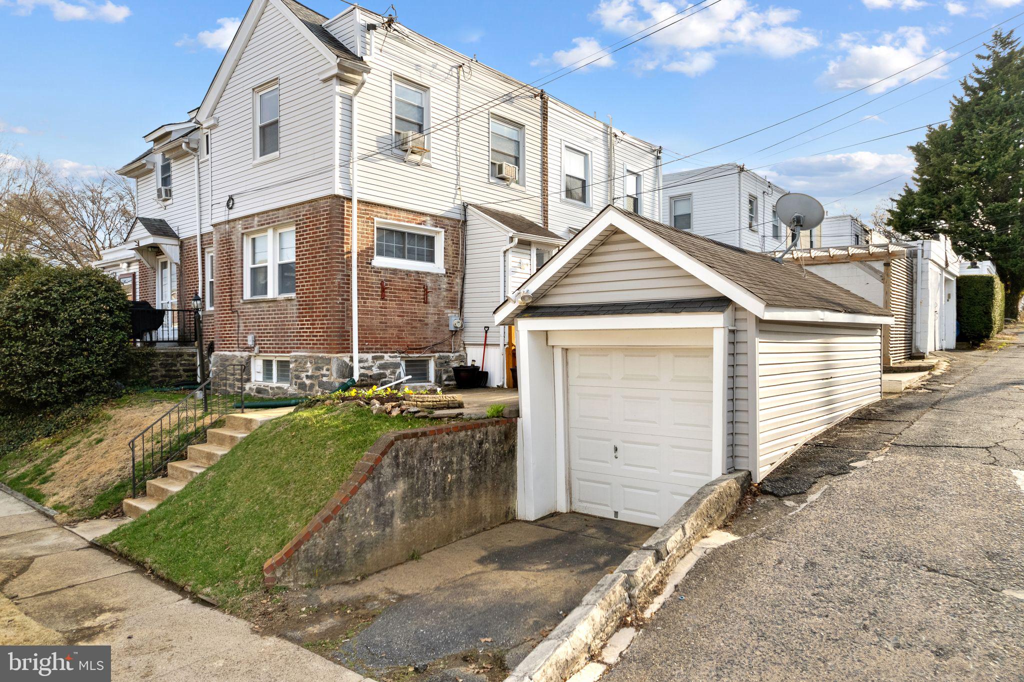 LANSDOWNE - Residential