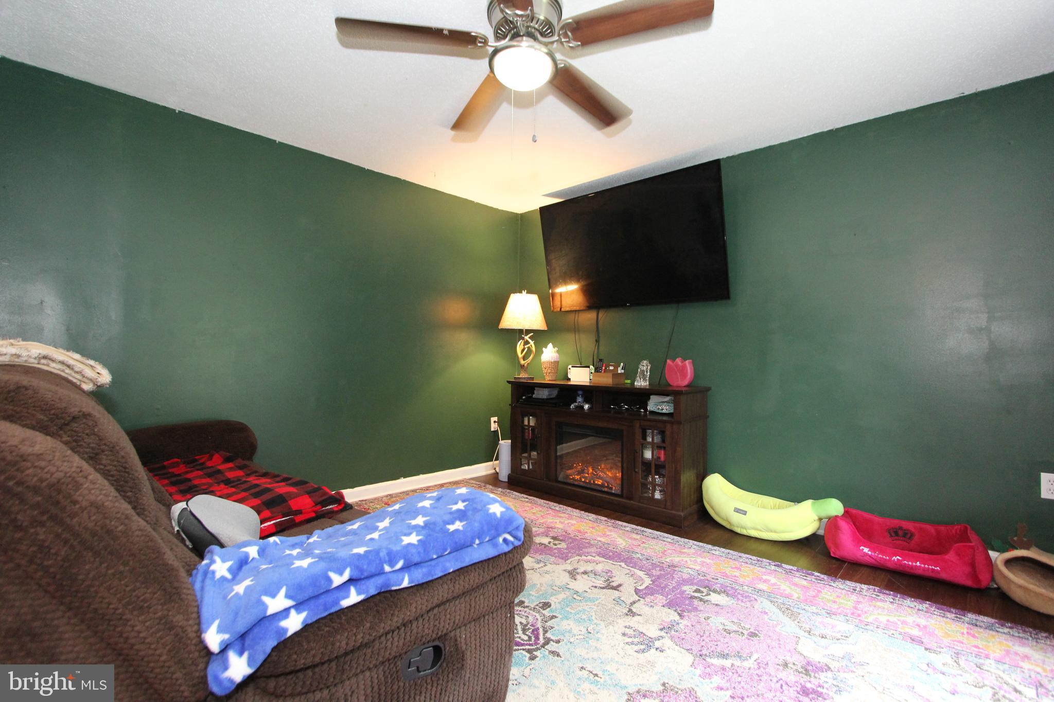VALLEY VIEW - Residential