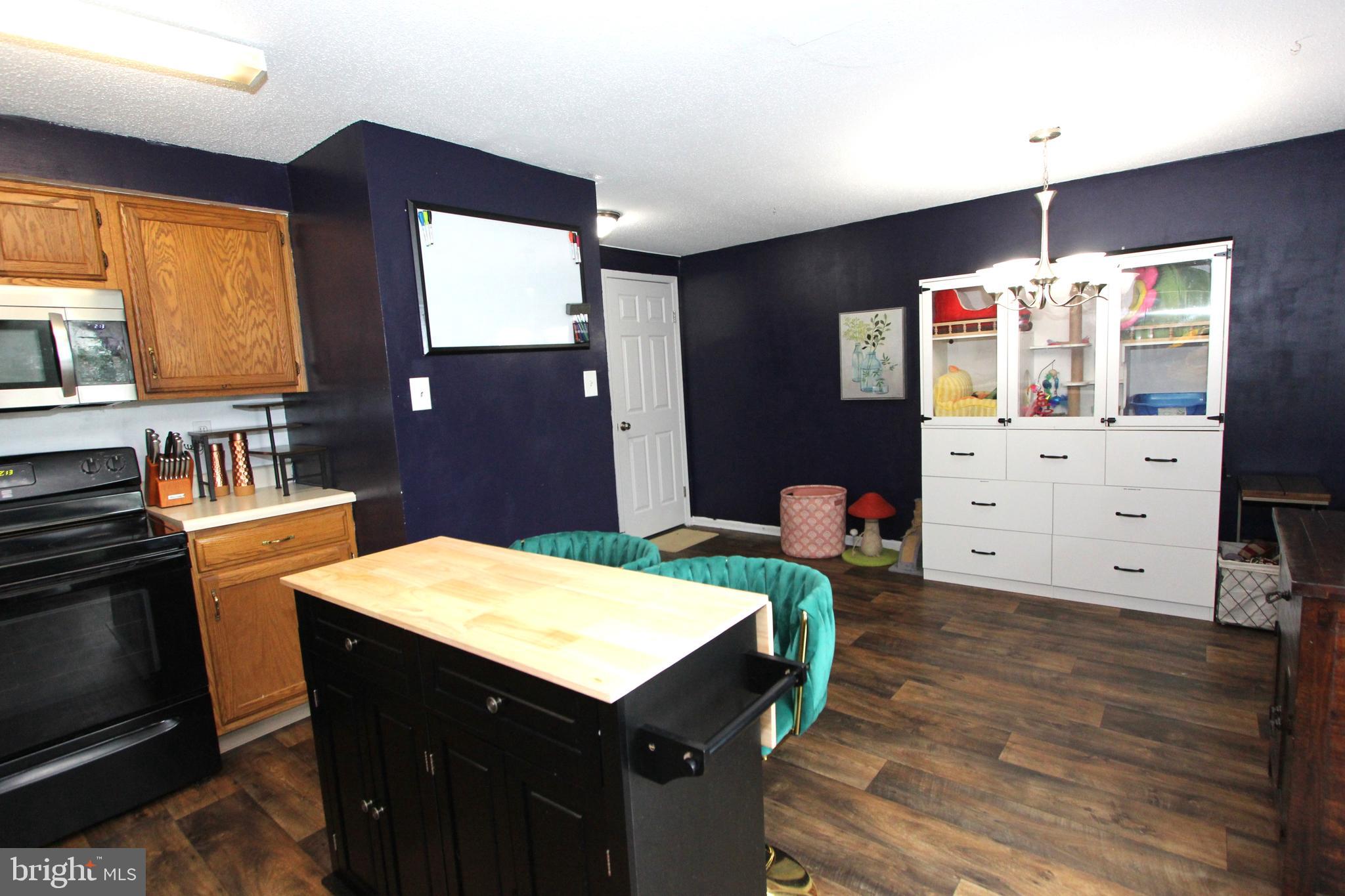 VALLEY VIEW - Residential