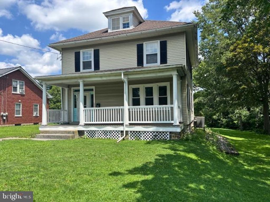 Photo of 43 S Duke Street, MILLERSVILLE, PA 17551 (MLS # PALA2072662)