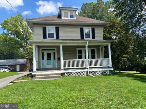 Photo of 43 S Duke Street, MILLERSVILLE, PA 17551 (MLS # PALA2072662)