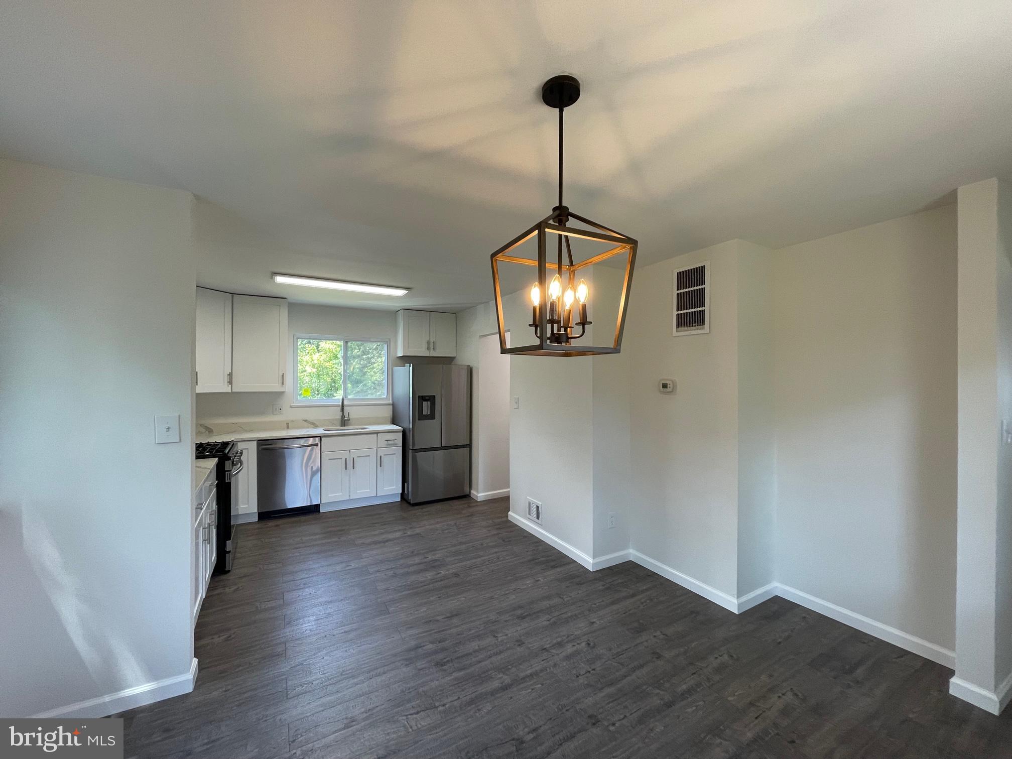 FOREST HEIGHTS - Residential