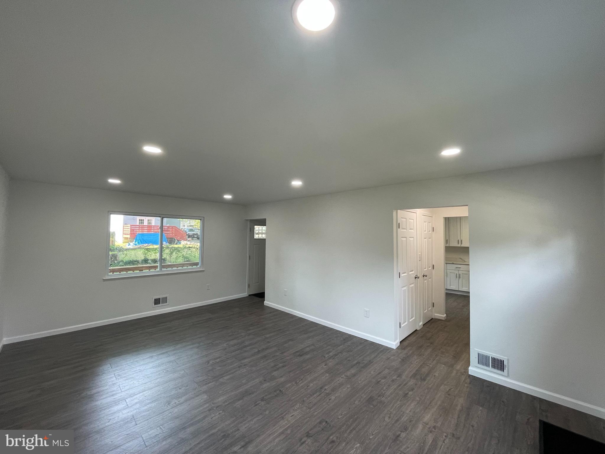 FOREST HEIGHTS - Residential