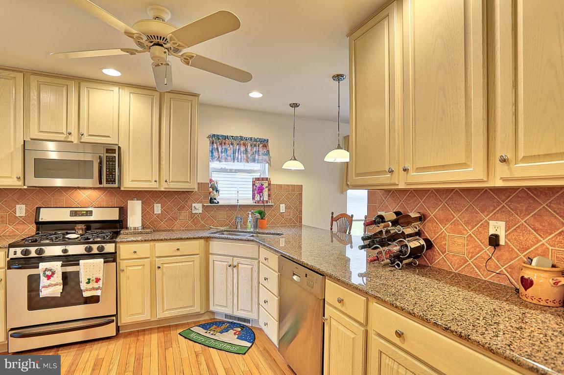 BRIGHTON - Residential