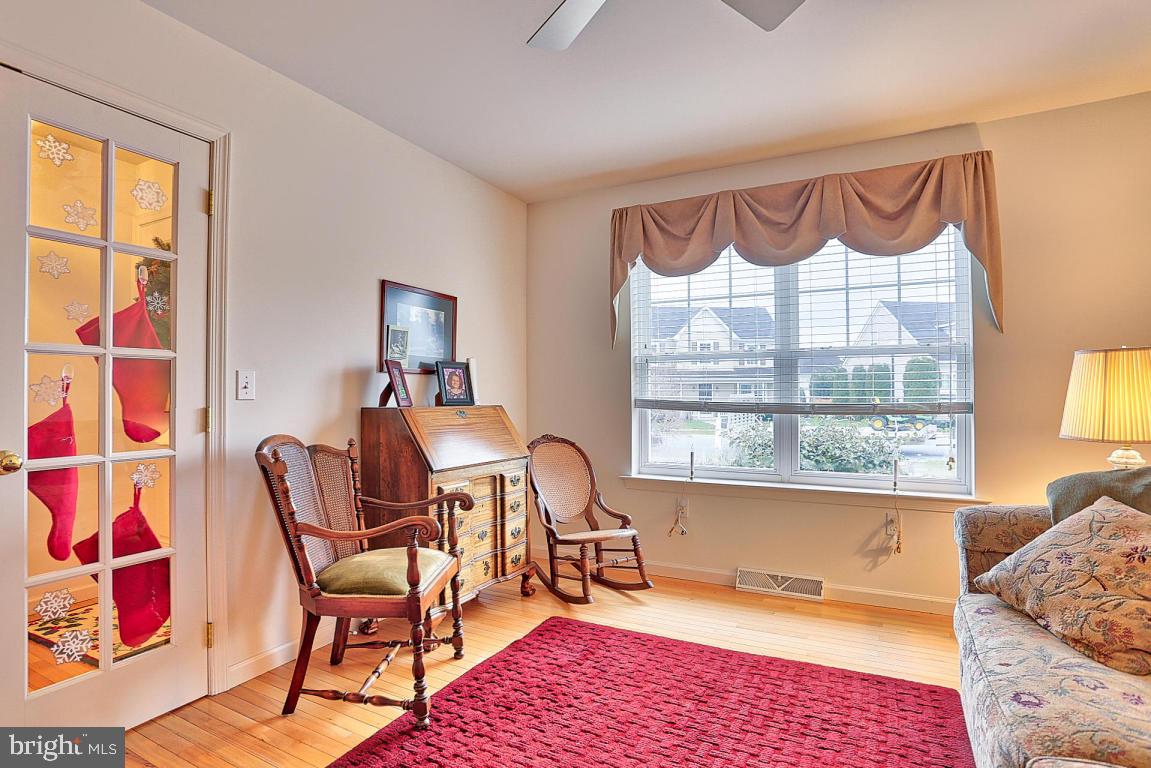 BRIGHTON - Residential