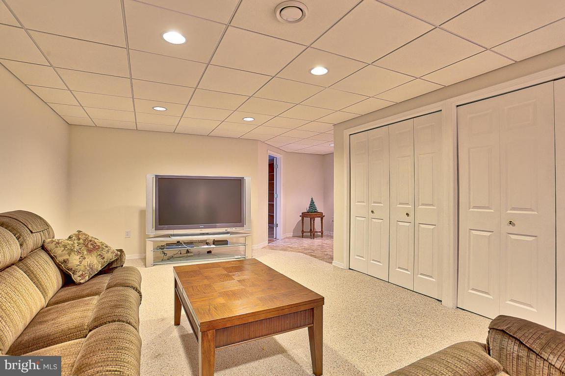 BRIGHTON - Residential