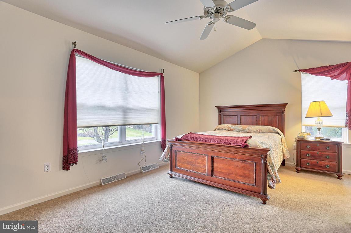 BRIGHTON - Residential