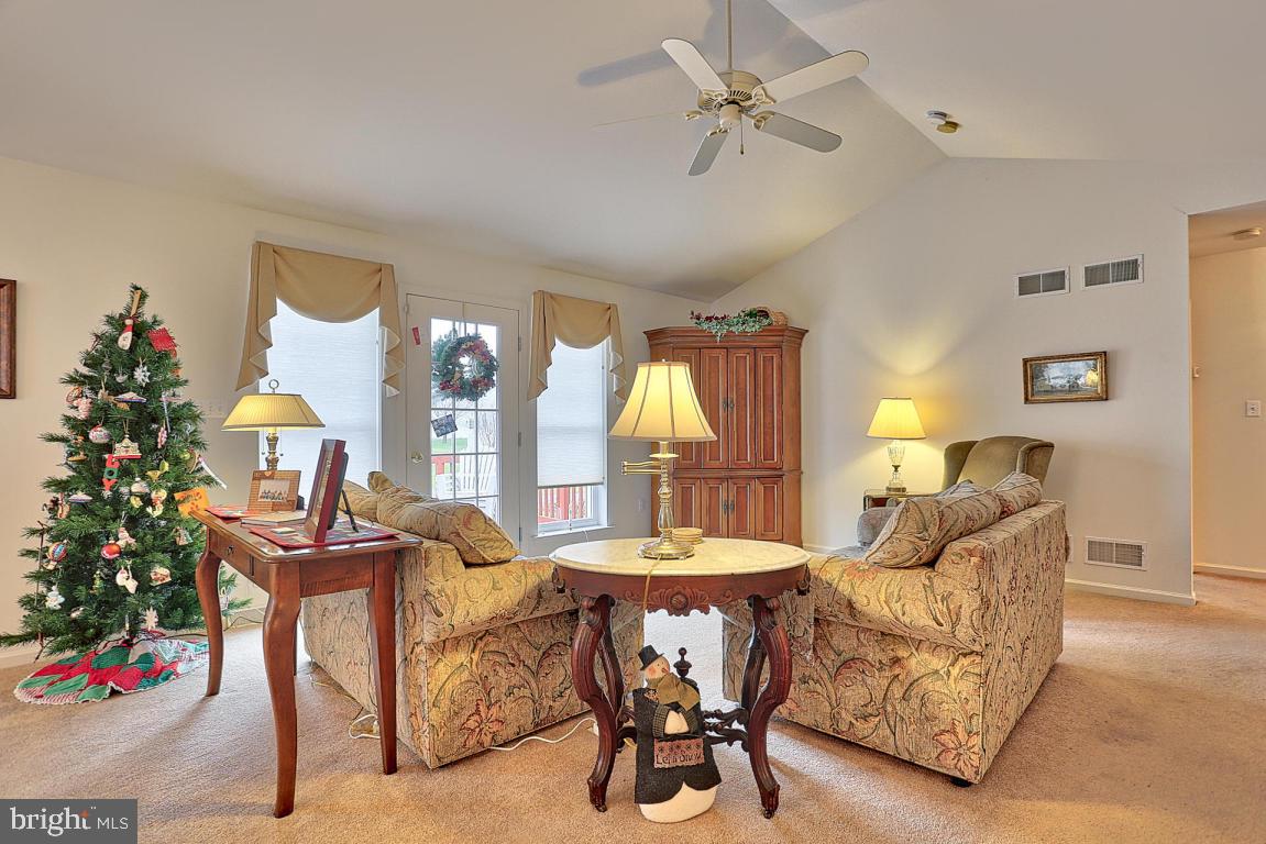 BRIGHTON - Residential