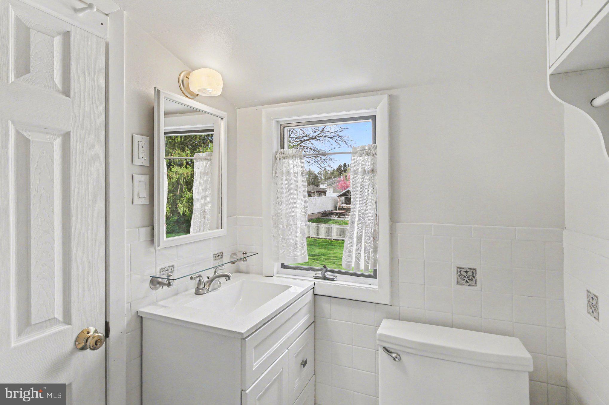 BROOKDALE GDNS - Residential