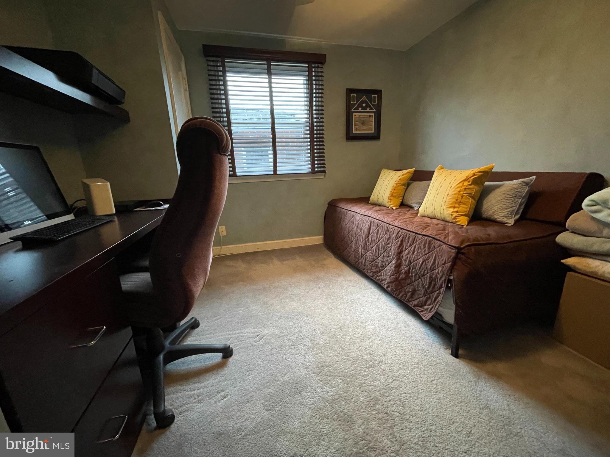 PENN WYNNE - Residential