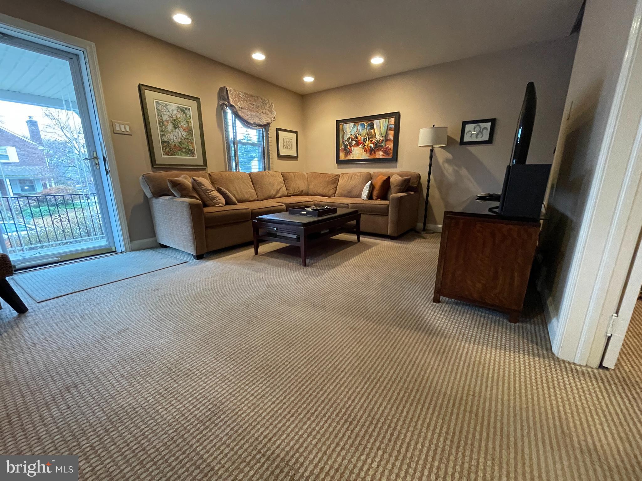 PENN WYNNE - Residential