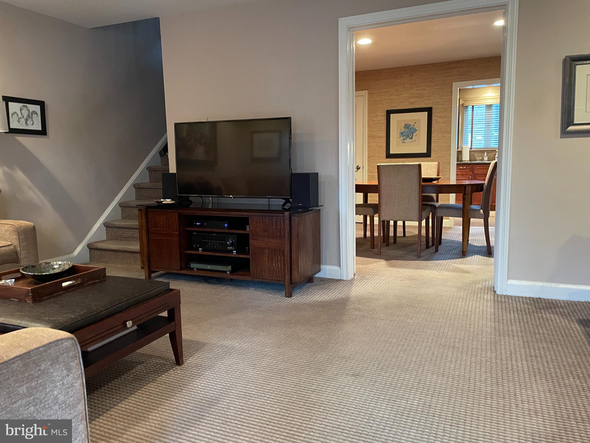 PENN WYNNE - Residential