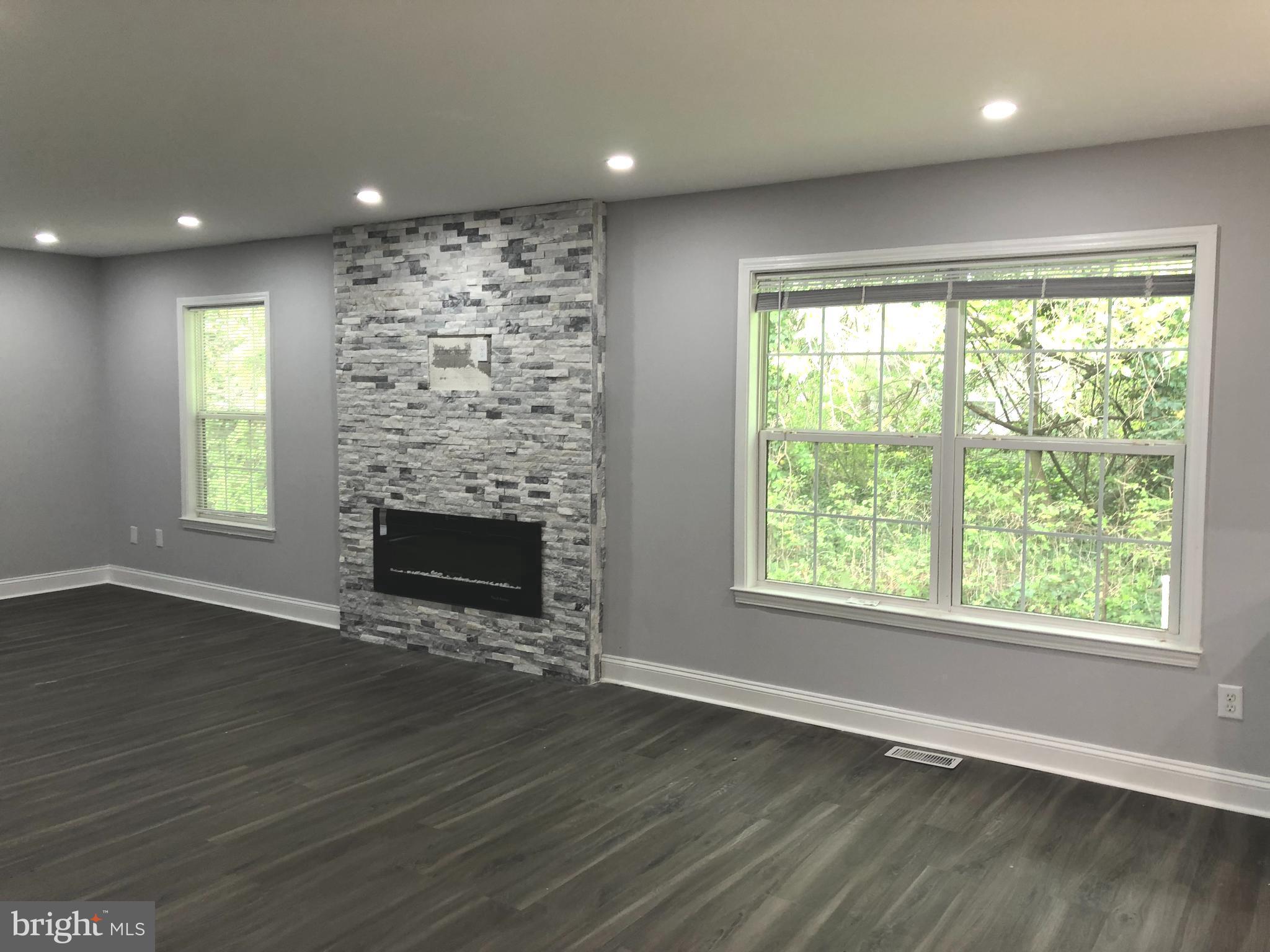 STEVENSVILLE - Residential Lease