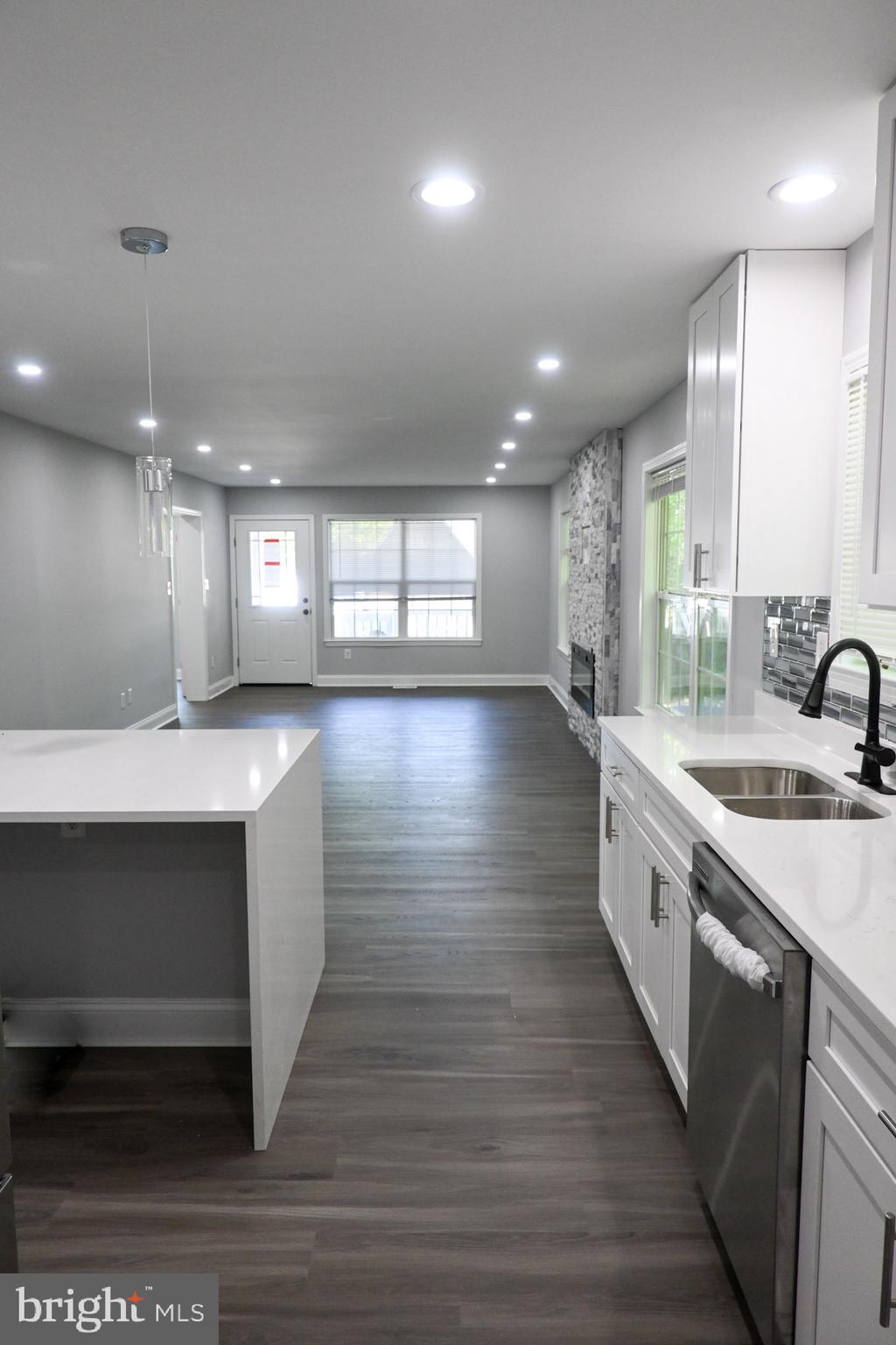 STEVENSVILLE - Residential Lease