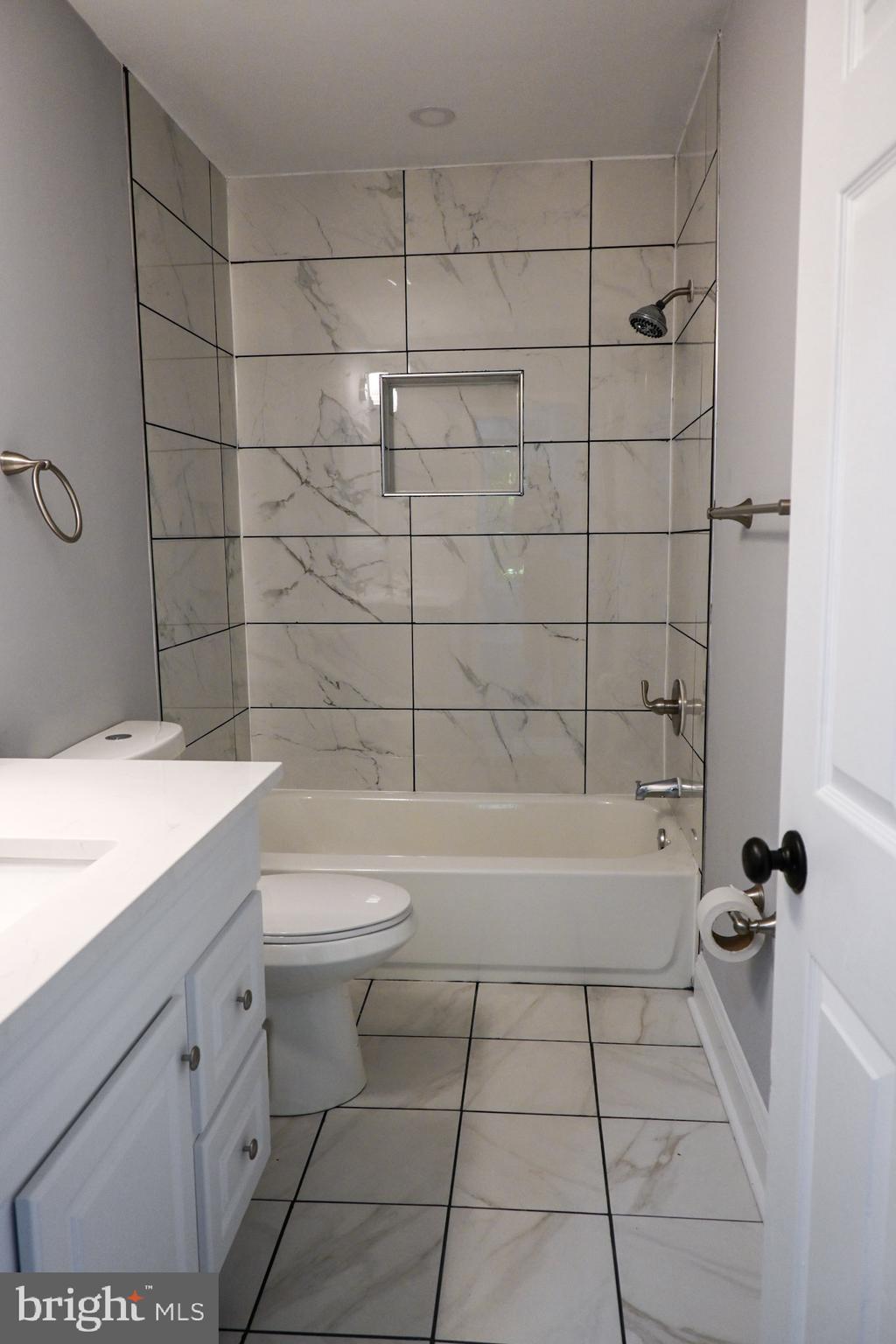 STEVENSVILLE - Residential Lease