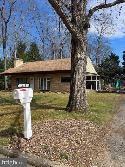 Homes For Sale - 319 Rosemont Avenue<br/> Gloucester County, NEWFIELD, NJ 08344